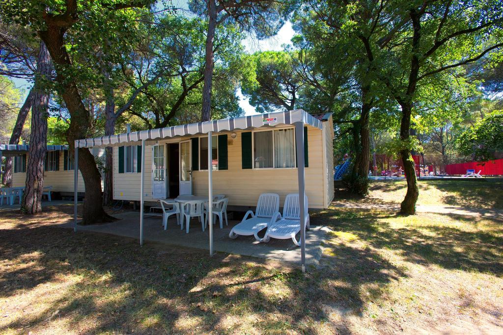 Belvedere Pineta Camping Village Grado Eksteriør billede